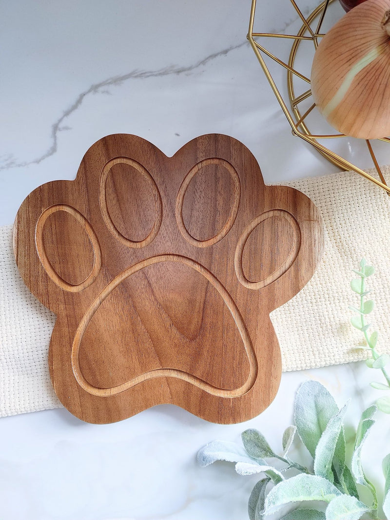 Custom Paw Shaped Cheeseboard- RTS